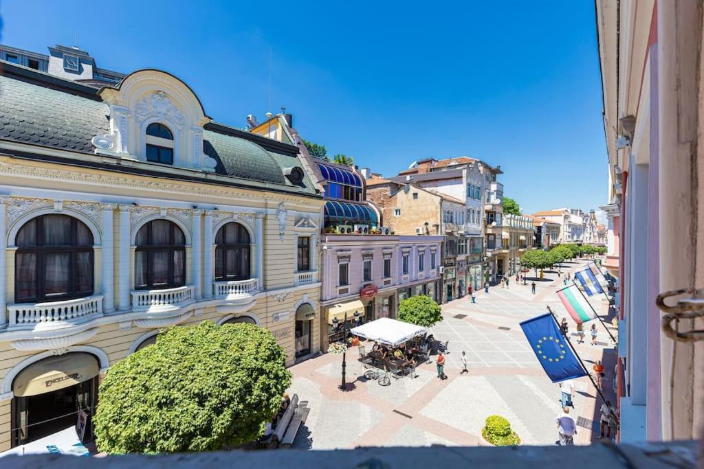 House Of History , Rooms In The Main Street Plovdiv Luaran gambar